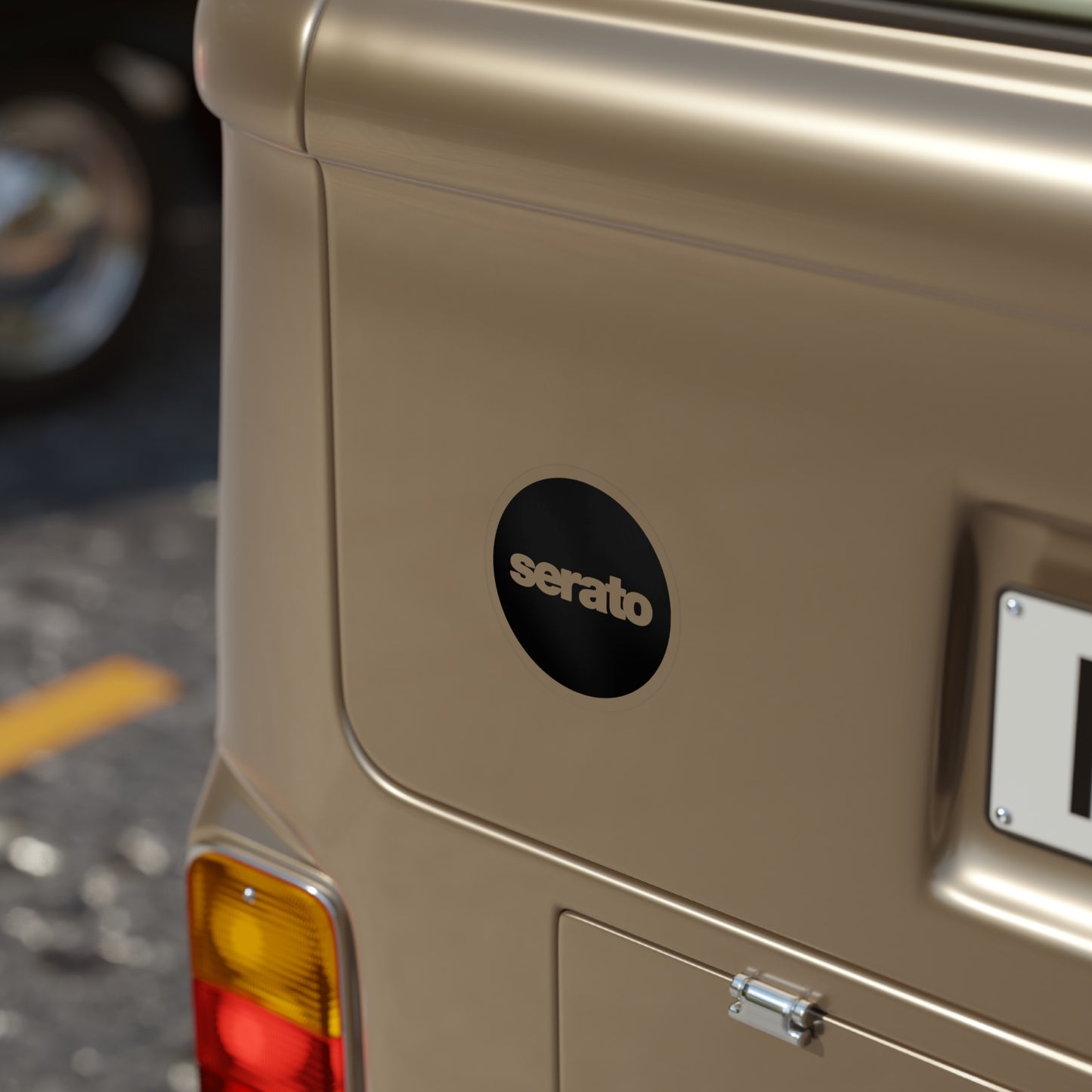 Serato Round Vinyl DJ Logo Sticker — Waterproof Outdoor Laptop & Car Decal