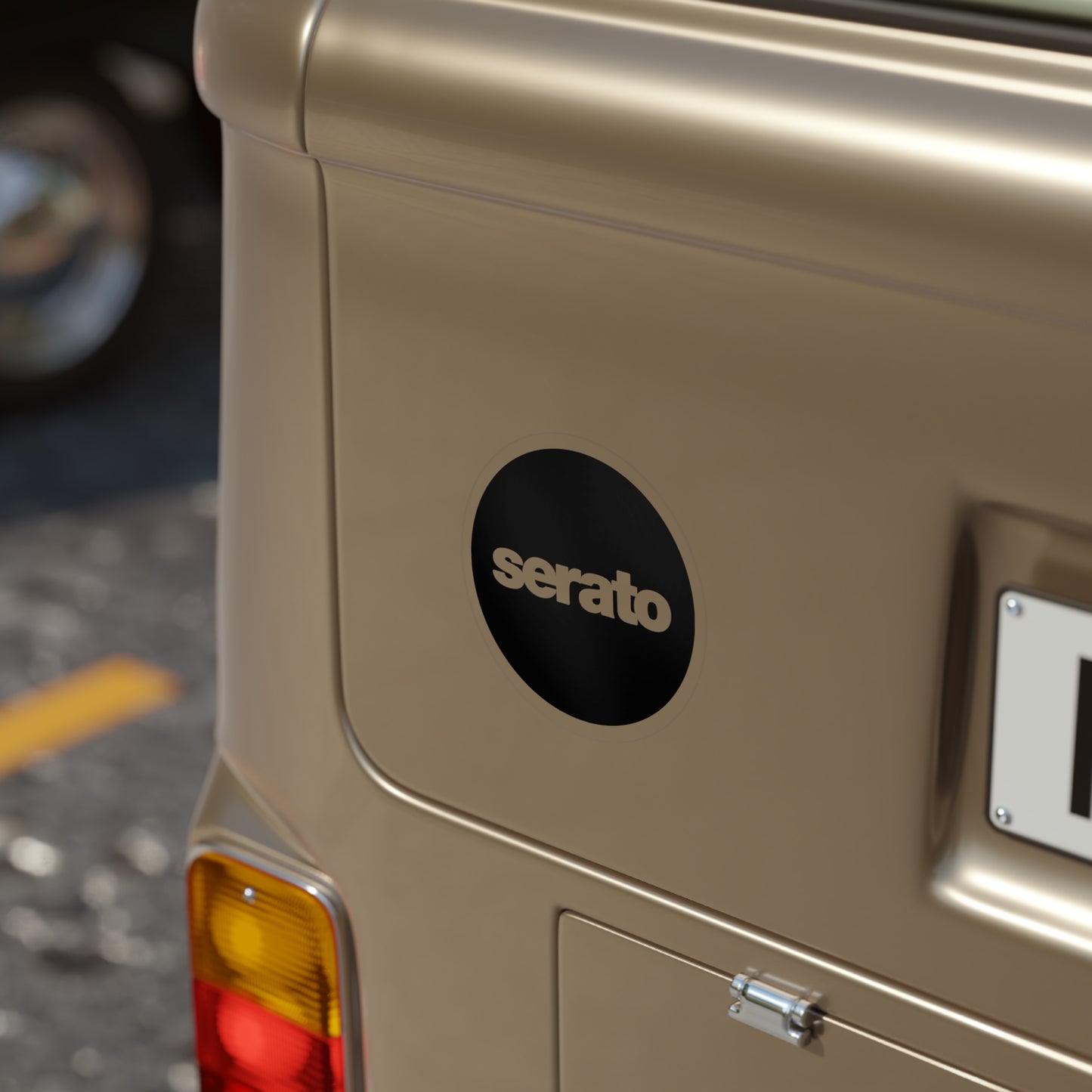 Serato Round Vinyl DJ Logo Sticker — Waterproof Outdoor Laptop & Car Decal