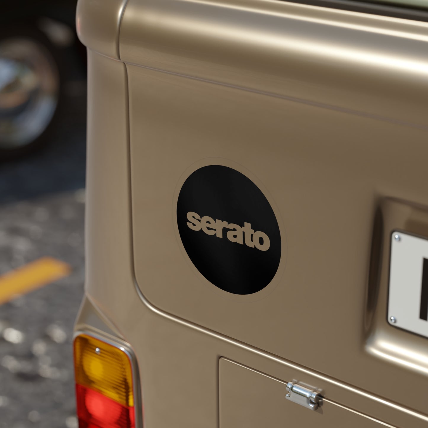 Serato Round Vinyl DJ Logo Sticker — Waterproof Outdoor Laptop & Car Decal